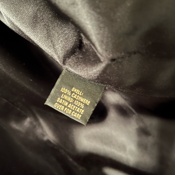 St. John 100% Cashmere Pea Coat - Picture 10 of 13